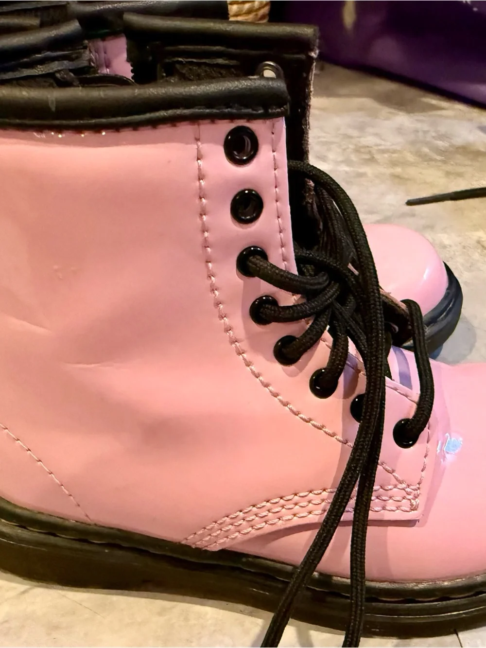 Dr. Martens Kids Pink Patent Lace-Up Boots with Black Trim